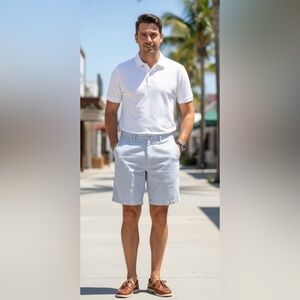 Vineyard vines  men shorts size 30